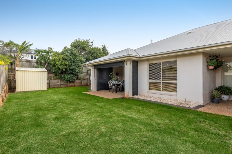 Photo - 18 Howard Street, Middle Ridge QLD 4350 - Image 16