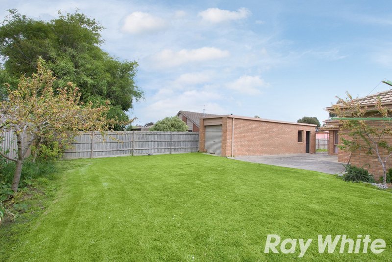 Photo - 18 Howey Road, Pakenham VIC 3810 - Image 11