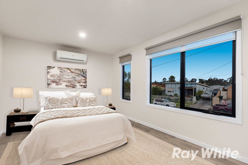 Photo - 1/8 Hume Street, Sunbury VIC 3429 - Image 4