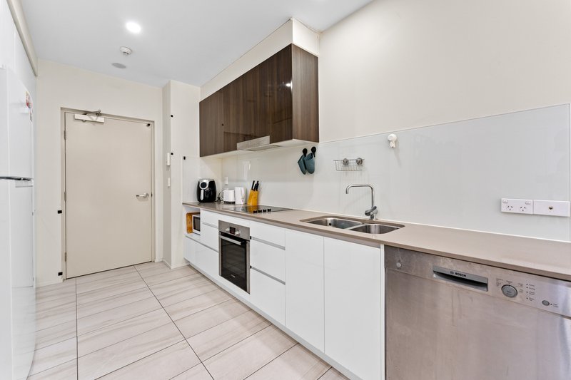 Photo - 1/8 Hunt Street, Hamilton QLD 4007 - Image 4