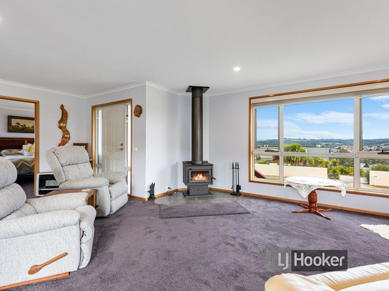 Photo - 18 Inglisdale Drive, Wynyard TAS 7325 - Image 5