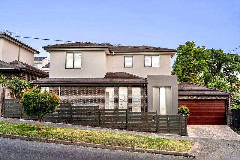 18 Inverloch Street, Box Hill South VIC 3128