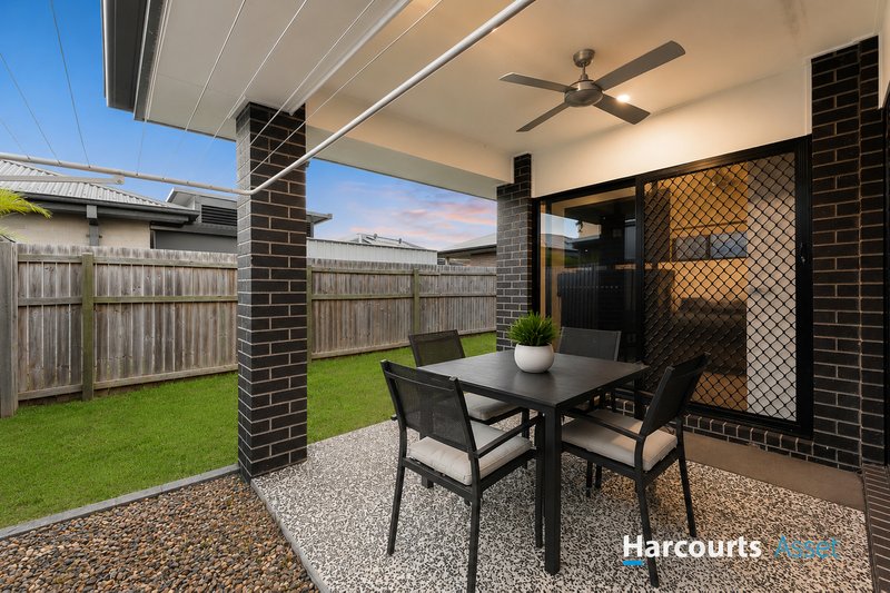 Photo - 18 Isaac Place, South Maclean QLD 4280 - Image 11