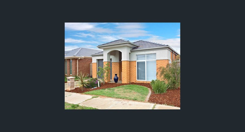 Photo - 18 Isabella Way, Tarneit VIC 3029 - Image 1