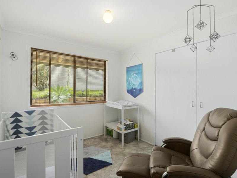 Photo - 18 Issell Place, Highland Park QLD 4211 - Image 11