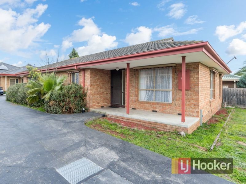 18 Ivan Crescent, Hampton Park VIC 3976