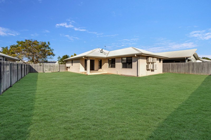 Photo - 18 Izaro Circuit, Burdell QLD 4818 - Image 9