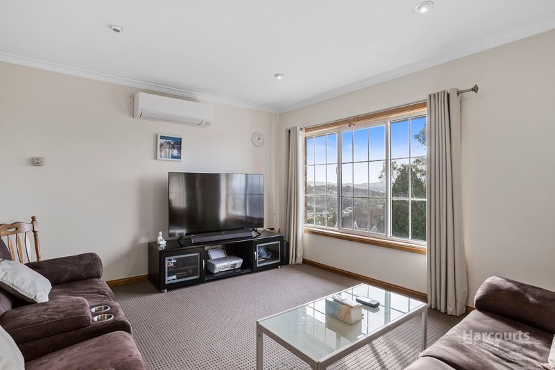 Photo - 18 Jabez Crescent, Lenah Valley TAS 7008 - Image 4