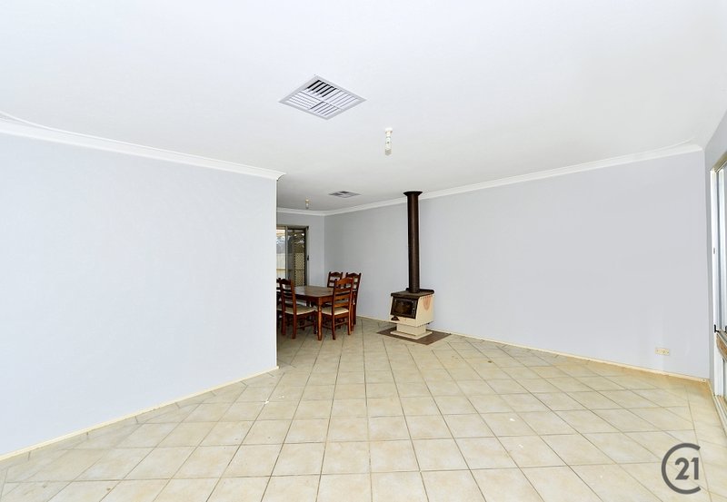 Photo - 18 Jacksonia Close, Pinjarra WA 6208 - Image 7