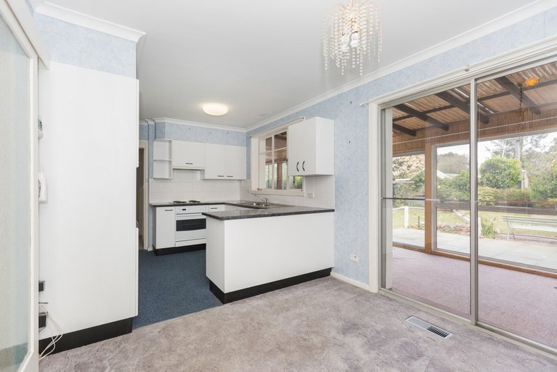 Photo - 18 Jefferis Street, Torrens ACT 2607 - Image 6