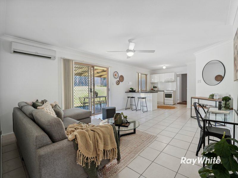 Photo - 18 Jessie Crescent, Bethania QLD 4205 - Image 2