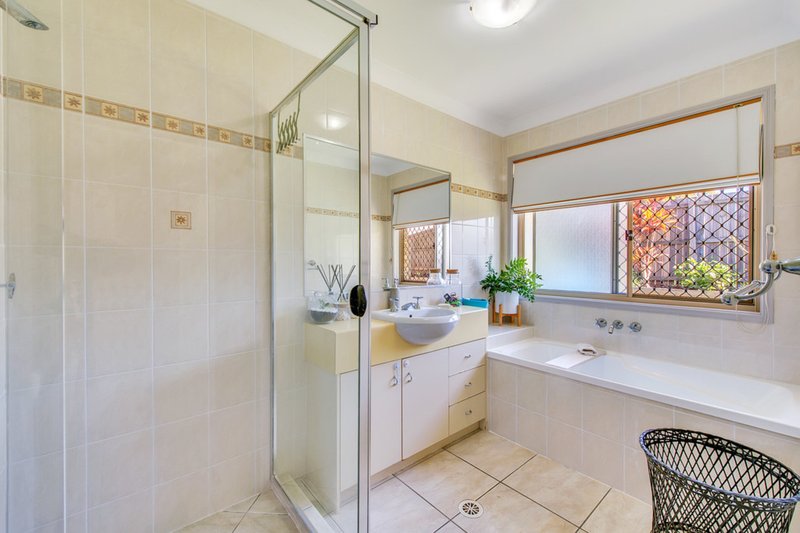 Photo - 18 Jo Ann Miller Drive, Collingwood Park QLD 4301 - Image 8