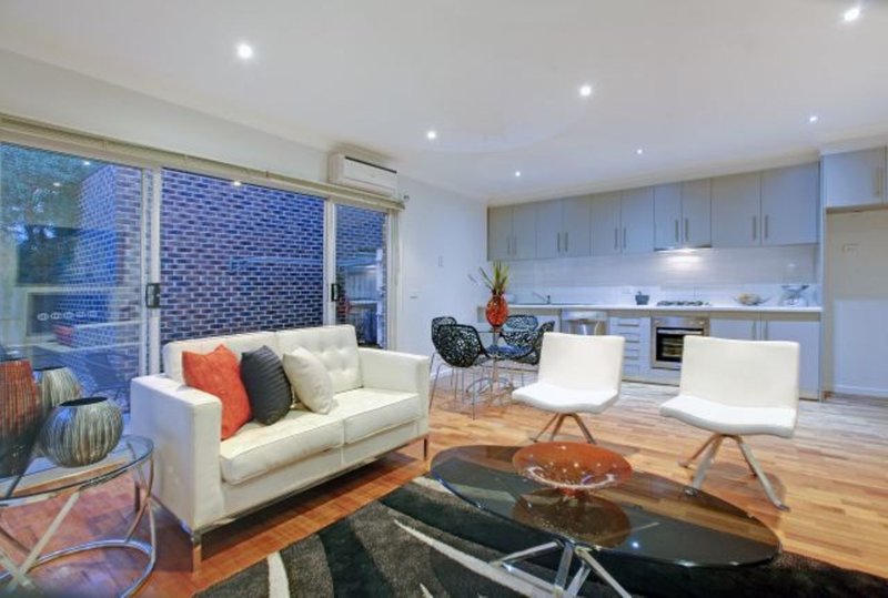 Photo - 1/8 John Street, Oak Park VIC 3046 - Image 5