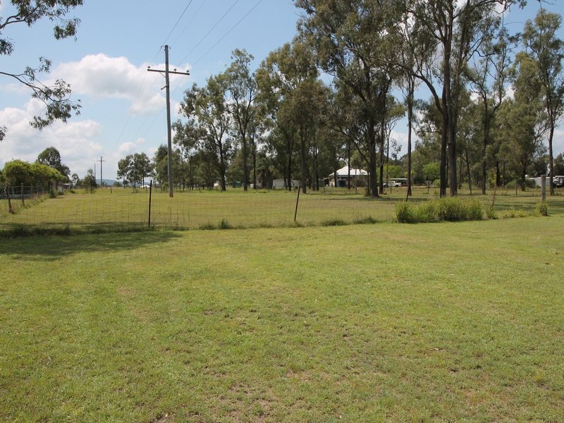 Photo - 18 Johnson Drive, Lockrose QLD 4342 - Image 17