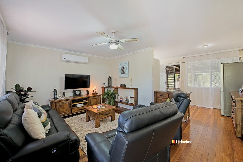 Photo - 18 Johnson Street, Kallangur QLD 4503 - Image 2