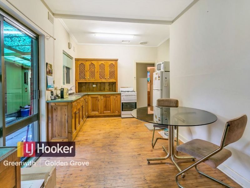 Photo - 18 Johnstone Street, Glengowrie SA 5044 - Image 3