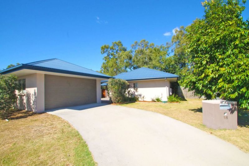 18 Jooloo Court, Kin Kora QLD 4680