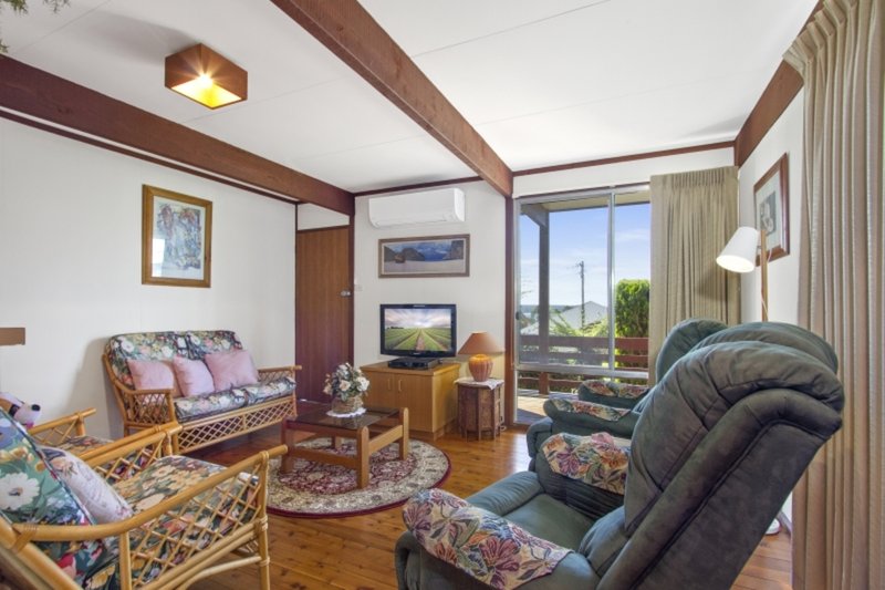 Photo - 18 Joseph Street, Batehaven NSW 2536 - Image 6