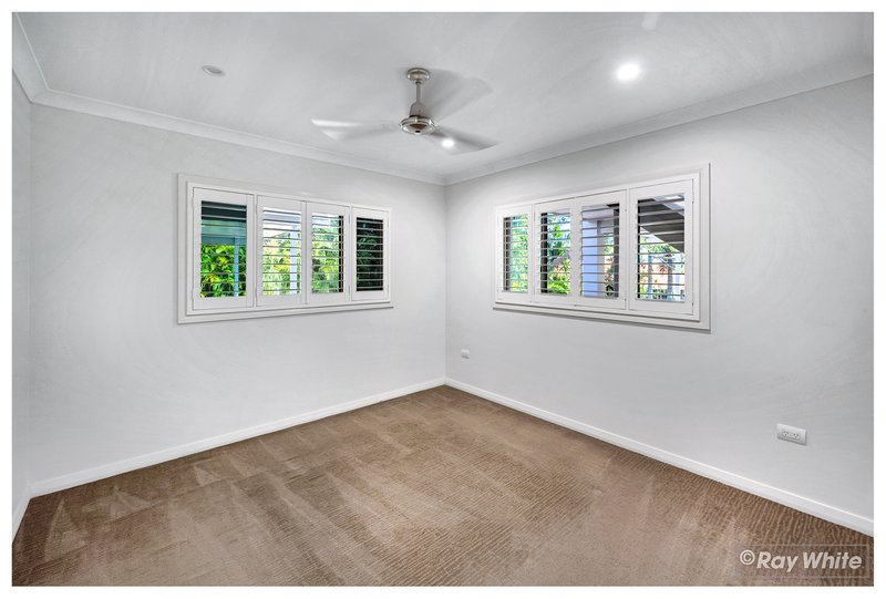 Photo - 18 Julie Crescent, Norman Gardens QLD 4701 - Image 17