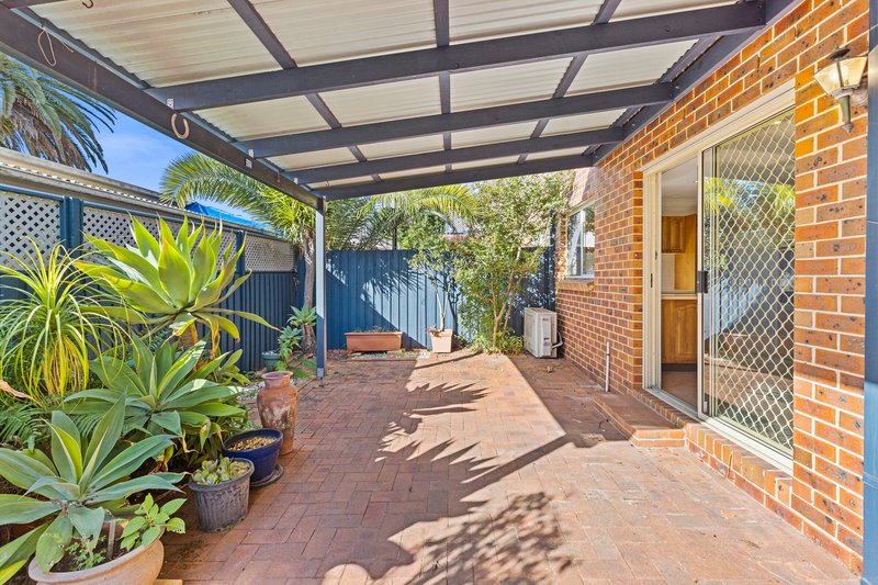 Photo - 1/8 Junction Road, Terrigal NSW 2260 - Image 5