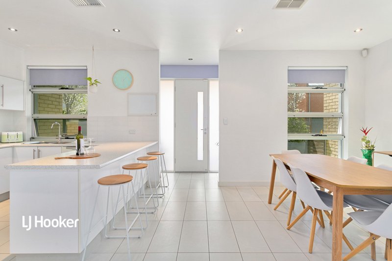 Photo - 18 Junction Street, Mawson Lakes SA 5095 - Image 3