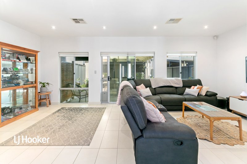 Photo - 18 Junction Street, Mawson Lakes SA 5095 - Image 7