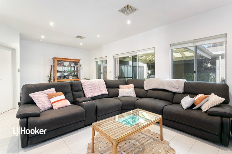 Photo - 18 Junction Street, Mawson Lakes SA 5095 - Image 9