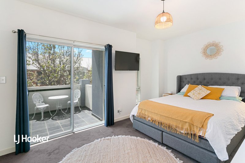 Photo - 18 Junction Street, Mawson Lakes SA 5095 - Image 12