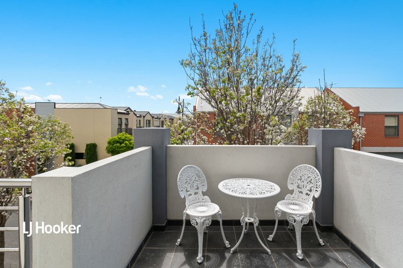 Photo - 18 Junction Street, Mawson Lakes SA 5095 - Image 13