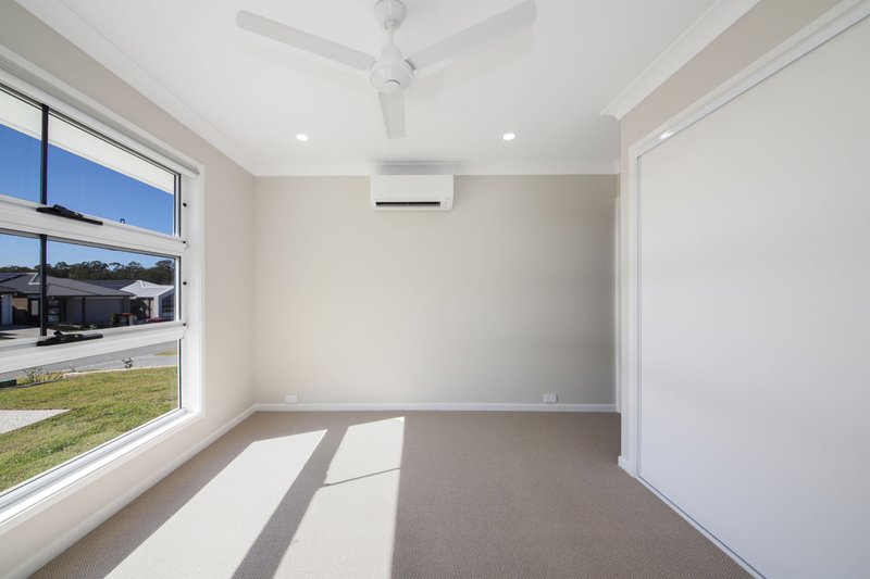 Photo - 1/8 Juniper Street, Logan Reserve QLD 4133 - Image 4