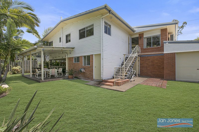 Photo - 18 Kalimna Street, The Gap QLD 4061 - Image 13