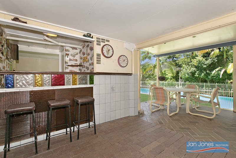 Photo - 18 Kalimna Street, The Gap QLD 4061 - Image 14