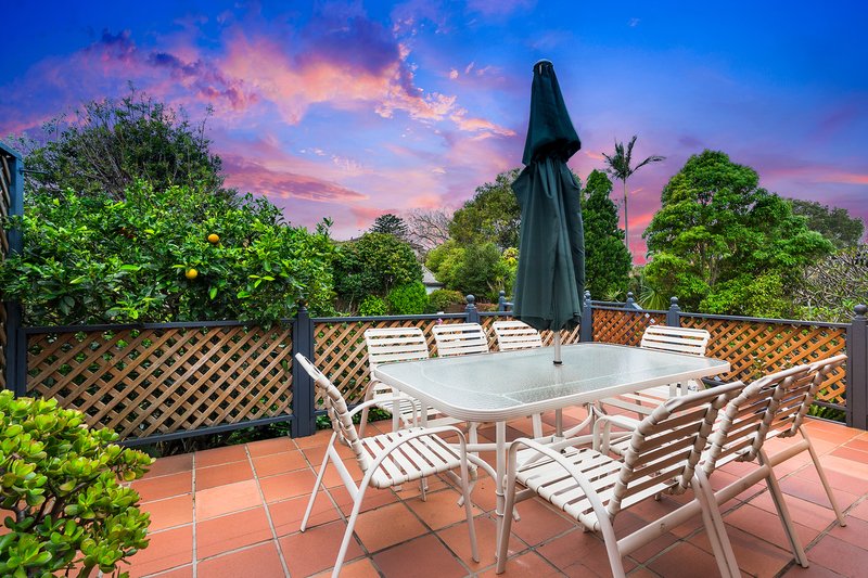 Photo - 18 Kalora Avenue, Dee Why NSW 2099 - Image 4