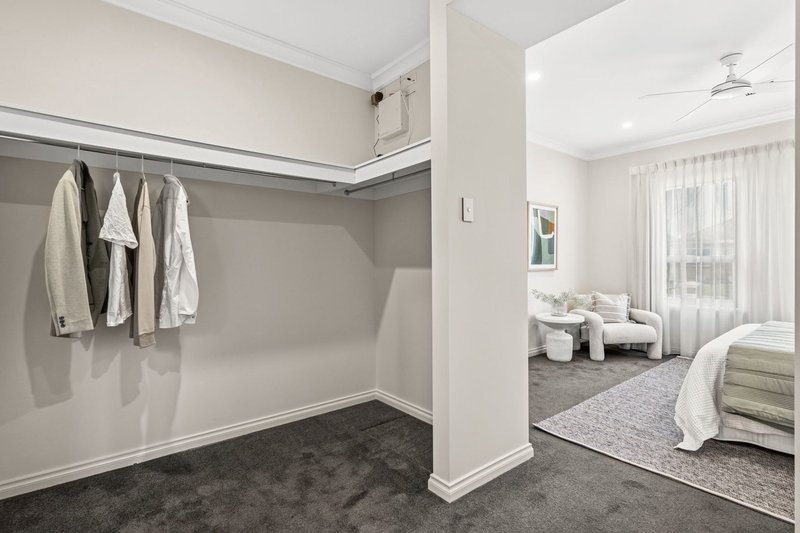 Photo - 18 Kanbara Street, Flinders Park SA 5025 - Image 4