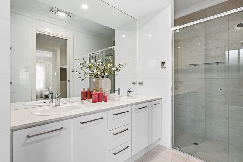 Photo - 18 Kanbara Street, Flinders Park SA 5025 - Image 5