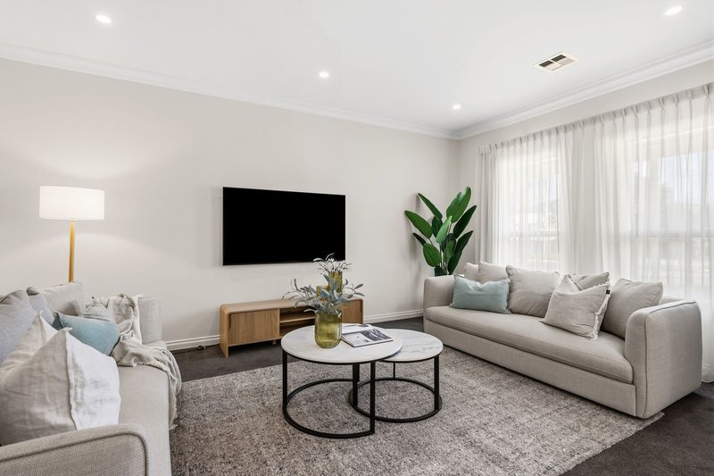 Photo - 18 Kanbara Street, Flinders Park SA 5025 - Image 7