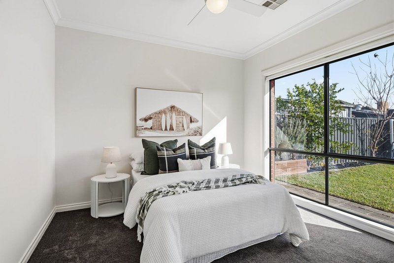 Photo - 18 Kanbara Street, Flinders Park SA 5025 - Image 9