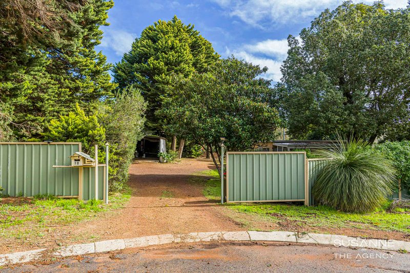 Photo - 18 Kaolunga Way, Lesmurdie WA 6076 - Image 26