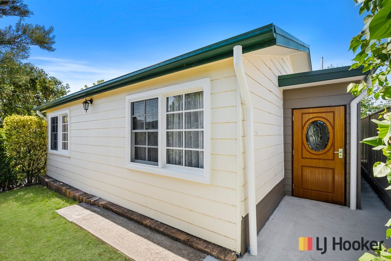 Photo - 18 Kathleen Street, Queanbeyan NSW 2620 - Image 16