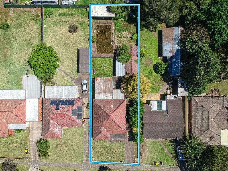 Photo - 18 Kawana Street, Bass Hill NSW 2197 - Image 6