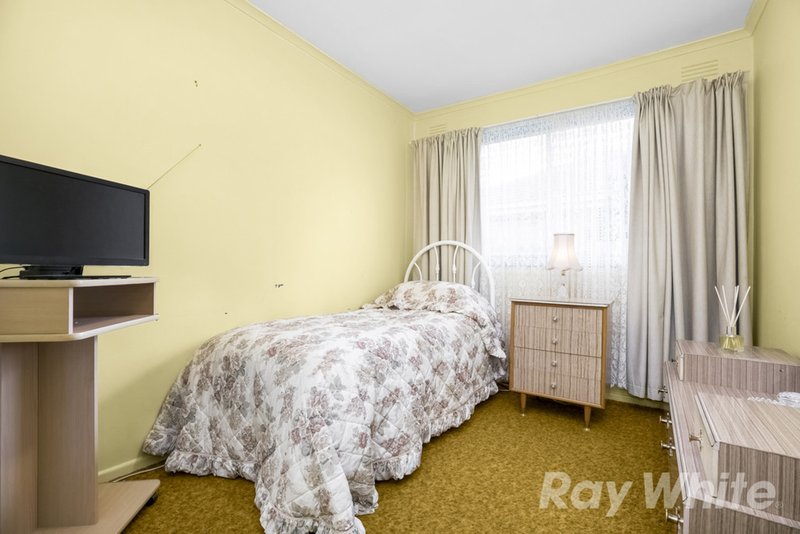 Photo - 18 Keets Court, Springvale VIC 3171 - Image 7