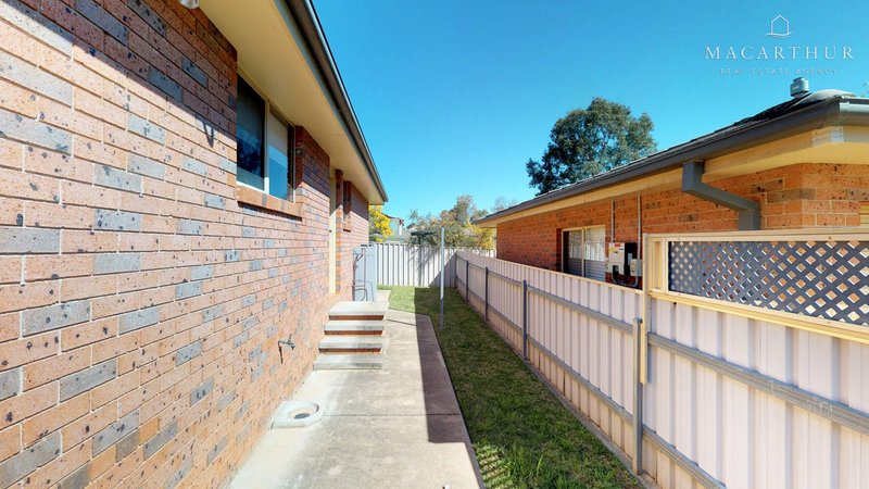 Photo - 1/8 Kenneally Street, Kooringal NSW 2650 - Image 8