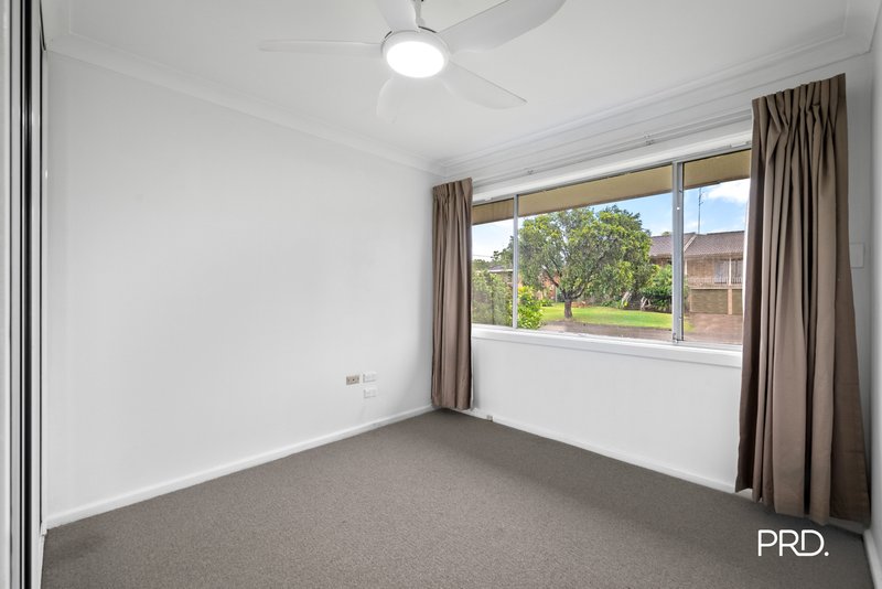 Photo - 18 Kennedy Drive, South Penrith NSW 2750 - Image 6