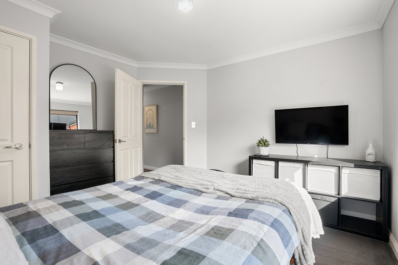 Photo - 18 Kensei Road, Baldivis WA 6171 - Image 18