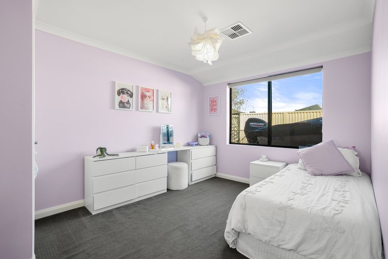 Photo - 18 Kensei Road, Baldivis WA 6171 - Image 19
