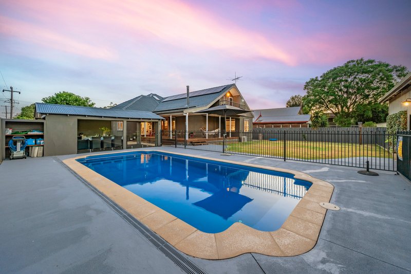 Photo - 18 Kent Street, Singleton NSW 2330 - Image 3