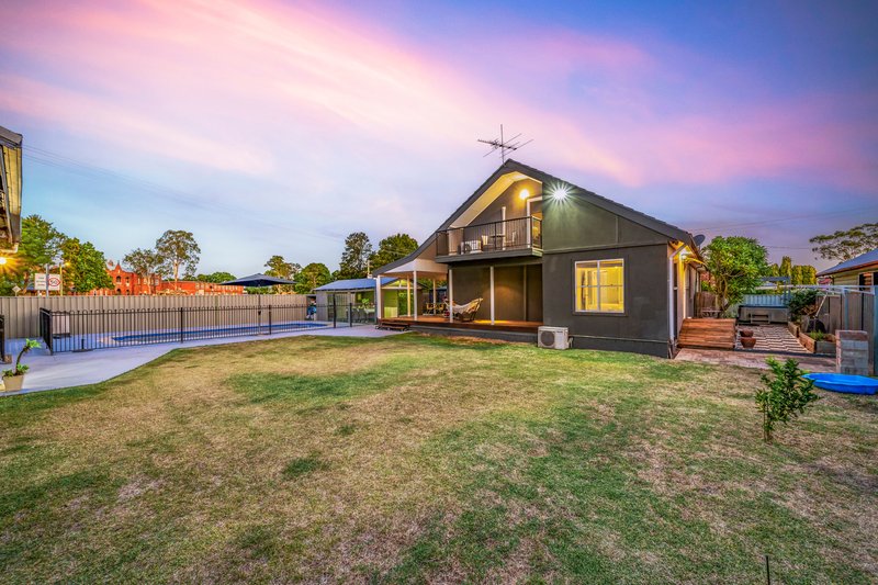 Photo - 18 Kent Street, Singleton NSW 2330 - Image 25