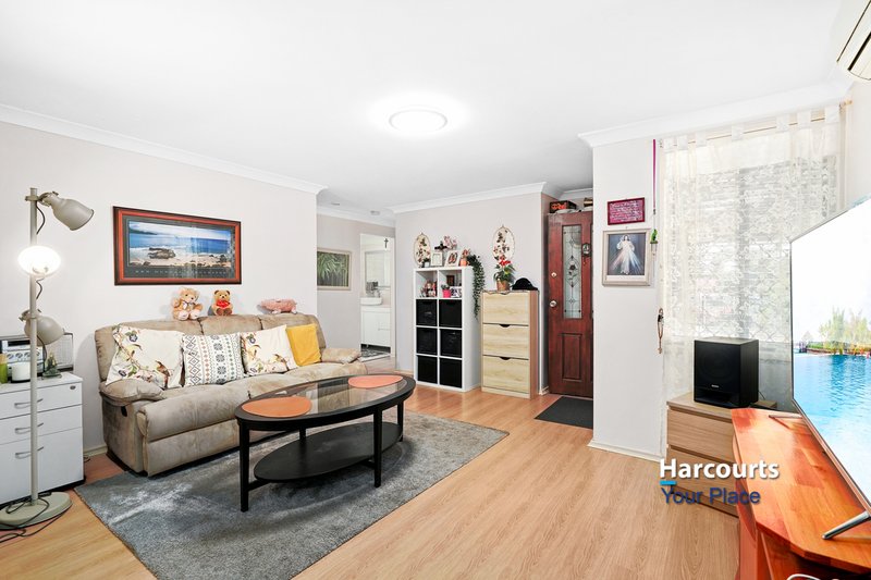 Photo - 18 Kew Place, Dharruk NSW 2770 - Image 3