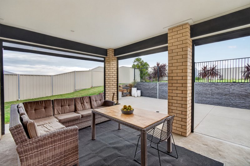 Photo - 18 Khama Court, Hindmarsh Island SA 5214 - Image 9