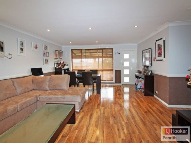 Photo - 18 Kilkenny Road, South Penrith NSW 2750 - Image 3